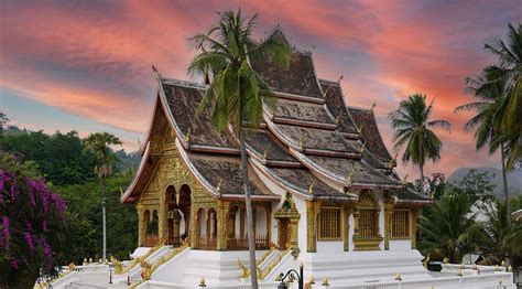 Il Buddha di Luang Prabang! Un viaggio nel cuore della spiritualità Lanna